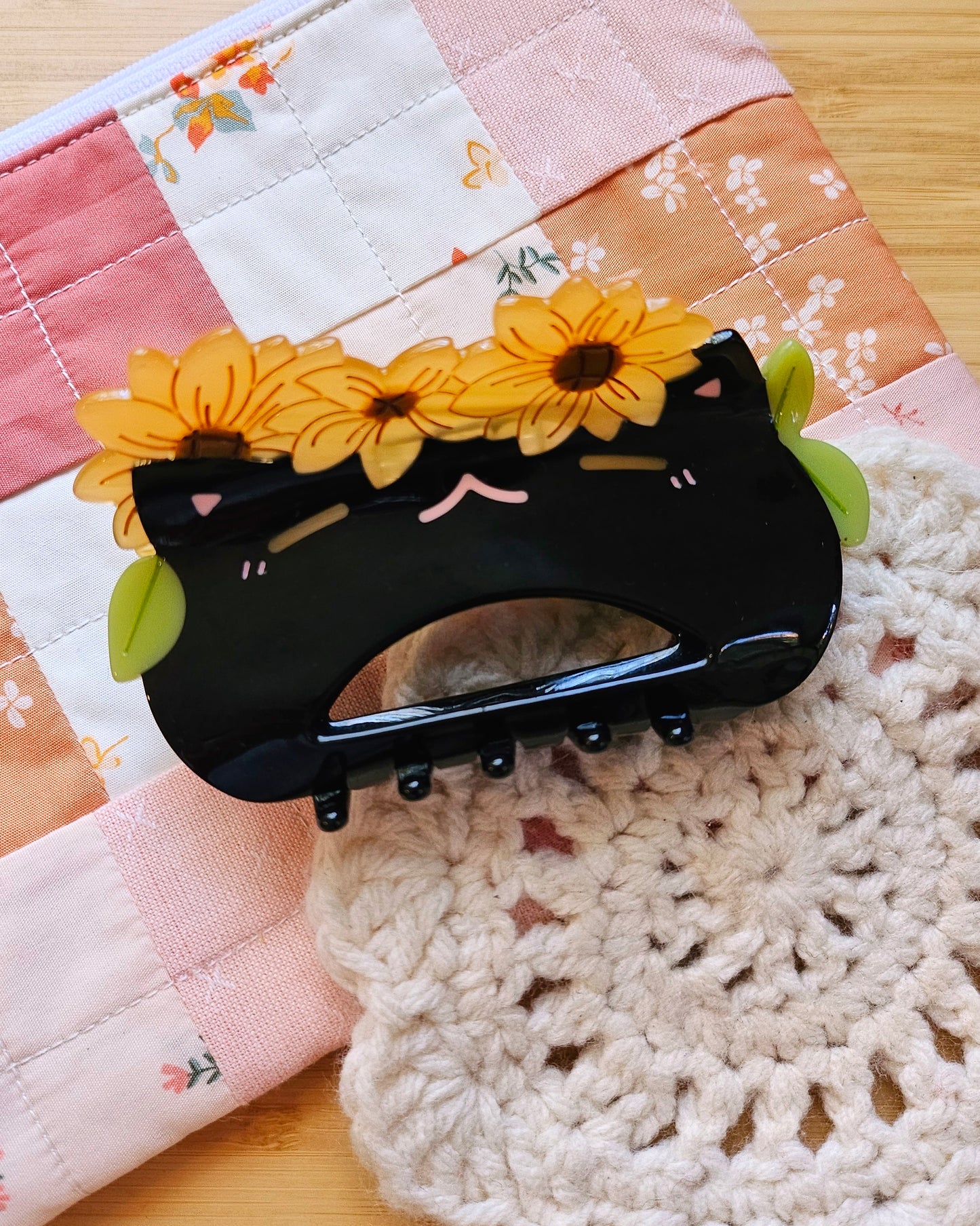 Sunflower Kitty Hair Claw