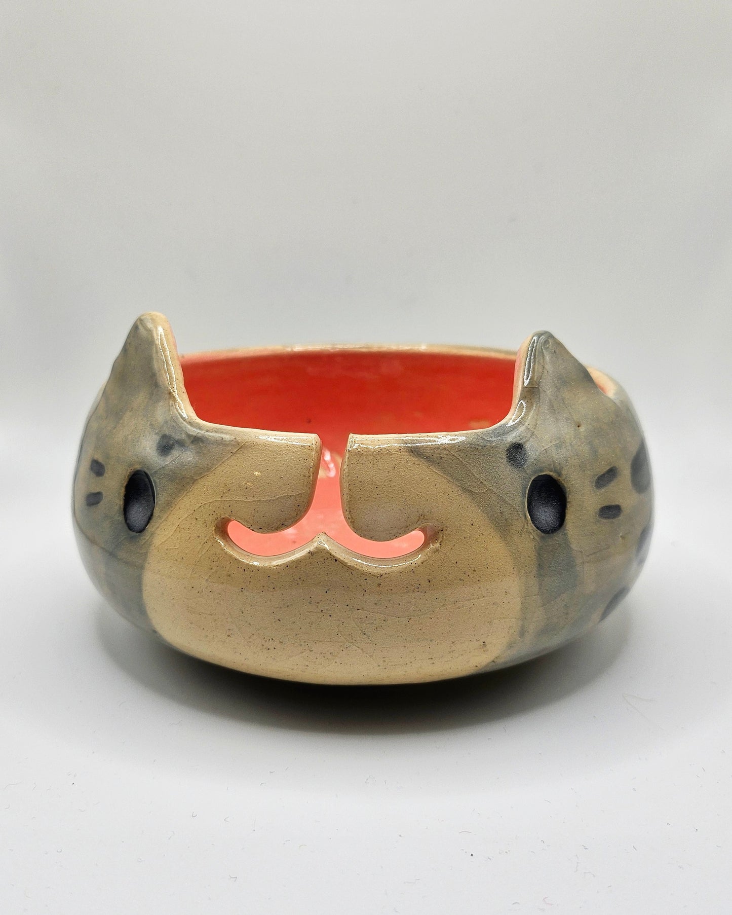 Grey Tabby Cat Handmade Ceramic Yarn Bowl (B-Grade)