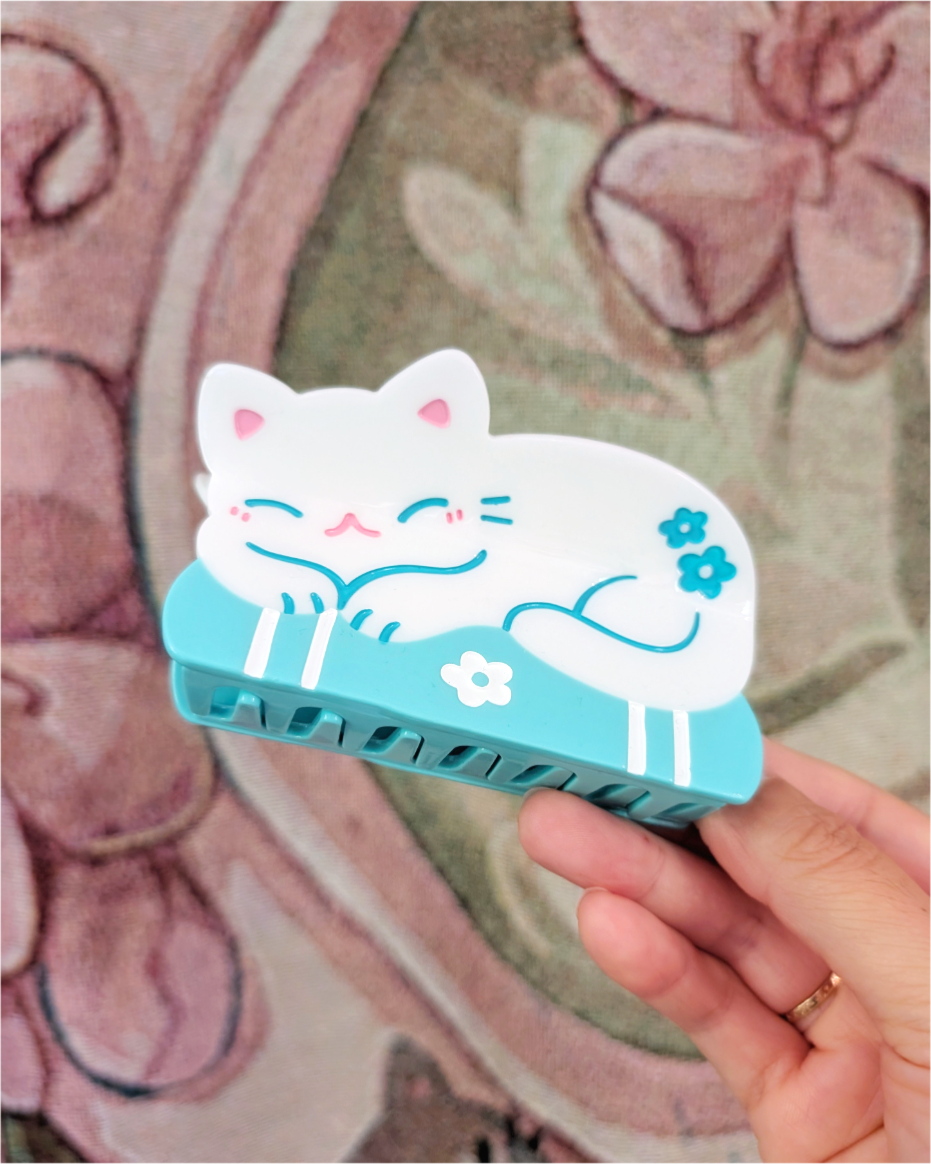 Bookish Kitty Hair Claw