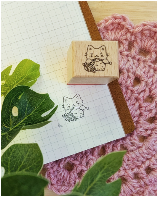 Knitty Kitty Small Wood Stamp